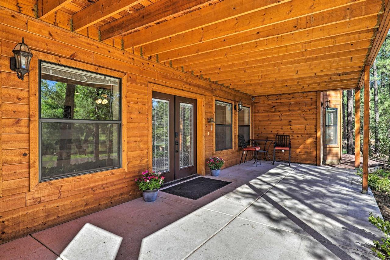 Serene Lakeside Cabin With Decks And Edler Lake Views! パイントップ・レイクサイド エクステリア 写真